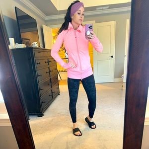 Lululemon, Coral, pink jacket, size 6